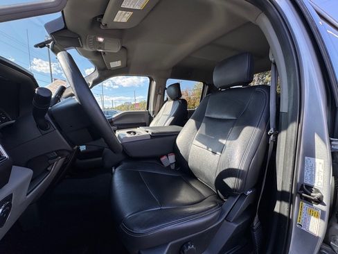 Used 2020 Ford F150 XLT image 14