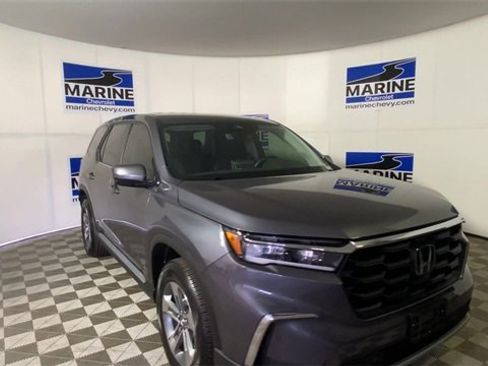 Used 2023 Honda Pilot EX-L image 4