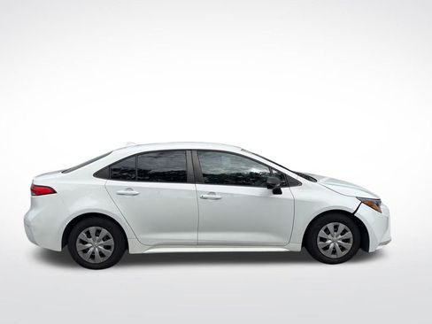 Used 2020 Toyota Corolla L image 4