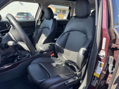 Used 2017 MINI Cooper Clubman image 8