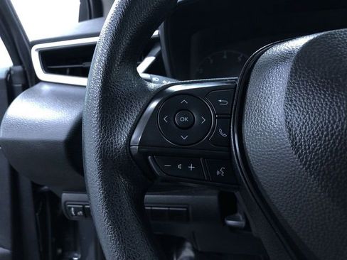 Certified 2025 Toyota Corolla LE image 25