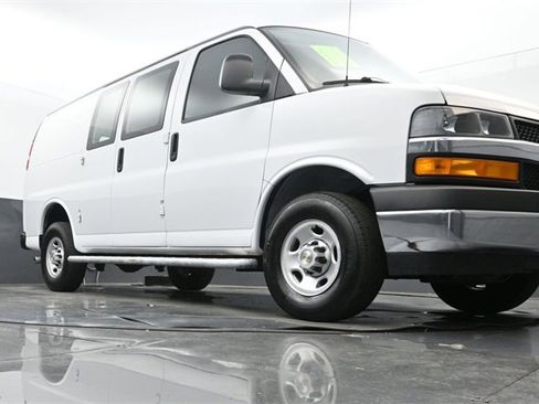 Used 2024 Chevrolet Express 2500 w/ Driver Convenience Package image 21