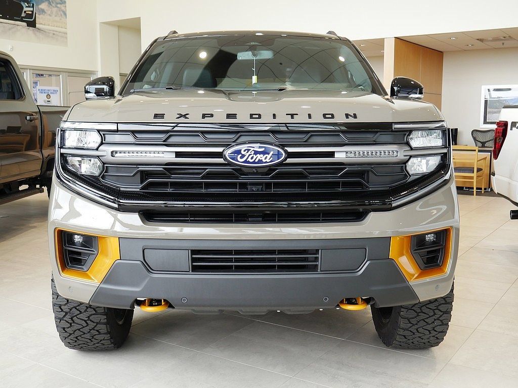 New 2027 Ford Expedition Tremor w/ Driver's Package AWD/4WD image 6