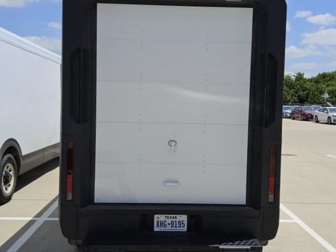 Used 2024 Chevrolet Brightdrop 400 w/ Commercial Equipment Package AWD/4WD image 5
