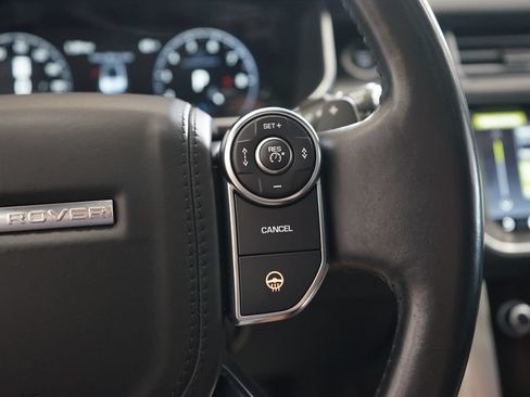 Used 2017 Land Rover Range Rover Supercharged AWD/4WD image 36