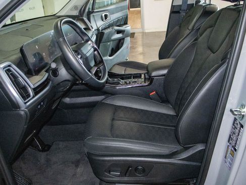 Used 2026 Kia Sorento SX AWD/4WD image 8