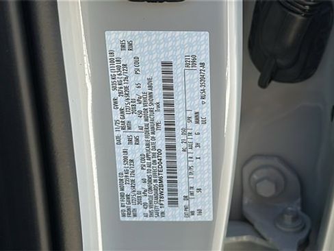 New 2026 Ford F250 Lariat w/ Black Appearance Package image 30