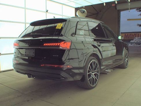 Used 2021 Audi Q7 3.0T Prestige image 18