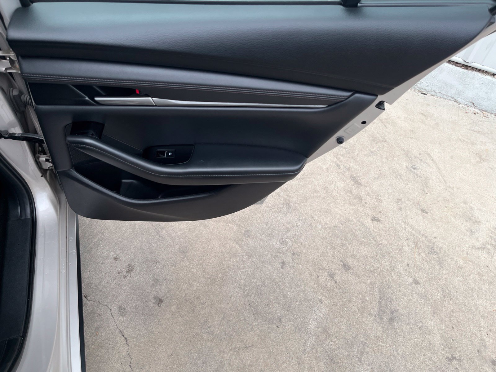 Certified 2024 MAZDA MAZDA3 s FWD image 16