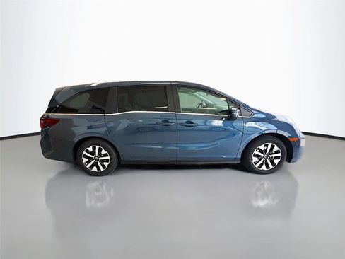 Used 2025 Honda Odyssey EX-L image 17