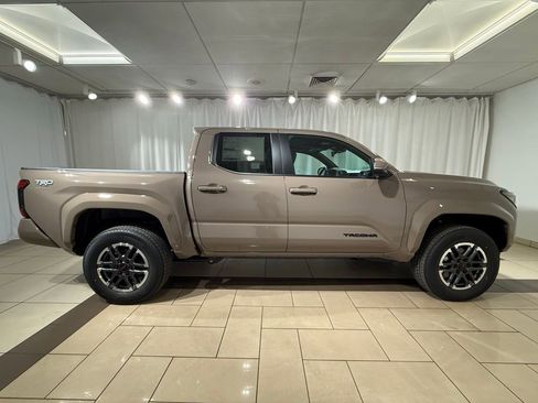 New 2026 Toyota Tacoma TRD Sport image 6
