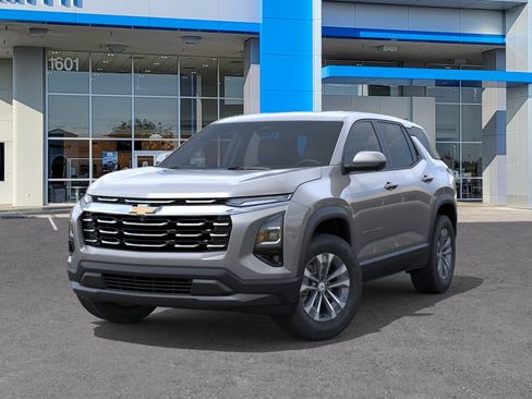 New 2026 Chevrolet Equinox LT w/ Safety and Technology Package AWD/4WD image 30