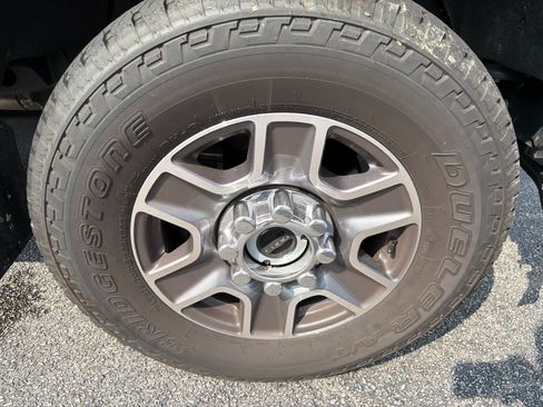 Used 2023 Ford F250 Lariat AWD/4WD image 30