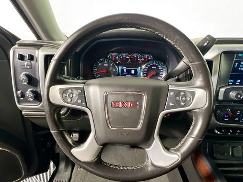 Used 2018 GMC Sierra 1500 SLT AWD/4WD image 17