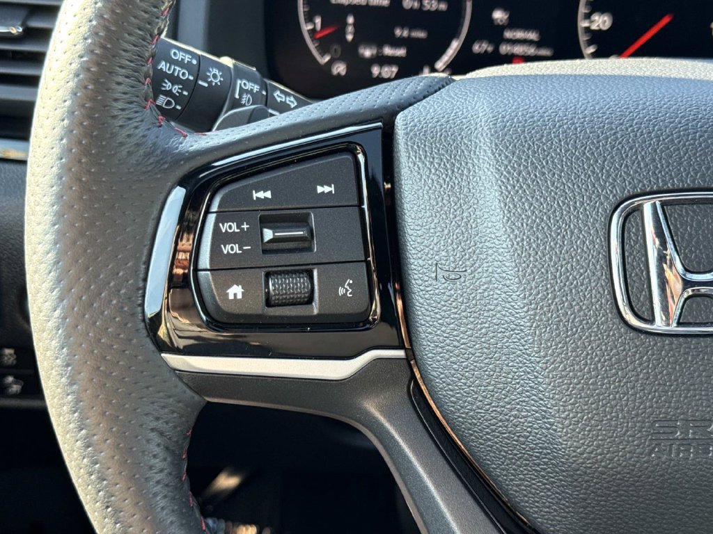 Used 2024 Honda Ridgeline Black Edition image 10