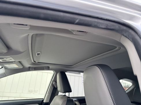 Used 2015 Toyota RAV4 Limited image 7