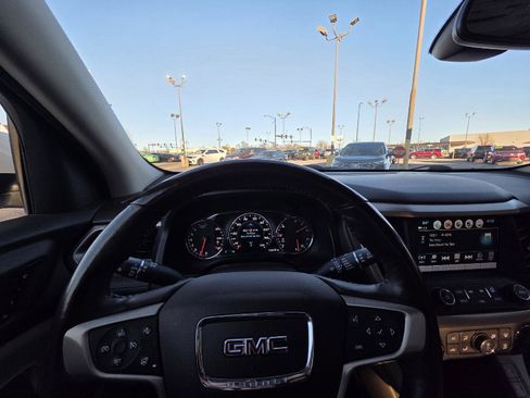 Used 2019 GMC Acadia Denali w/ Technology Package image 31