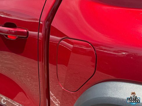 Used 2025 Chevrolet Colorado ZR2 w/ Technology Package AWD/4WD image 10