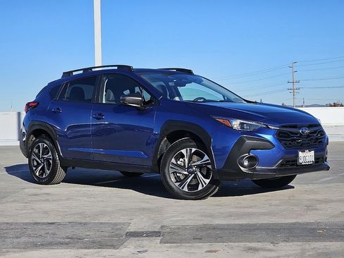 Certified 2025 Subaru Crosstrek 2.0i Premium image 3