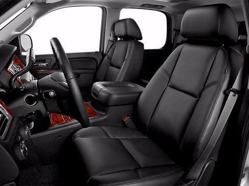 Used 2014 Chevrolet Tahoe LTZ AWD/4WD image 11