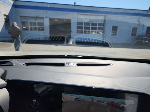 New 2026 Chevrolet Trax RS w/ Sunroof Package image 27