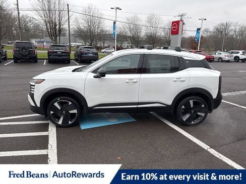 New 2026 Nissan Kicks SR w/ Cold Weather Package AWD/4WD image 5