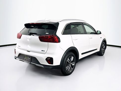 Used 2022 Kia Niro EX image 9
