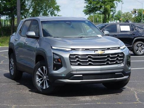 New 2026 Chevrolet Equinox LT w/ Safety and Technology Package FWD image 6