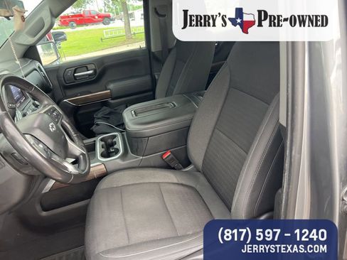 Used 2020 Chevrolet Silverado 1500 RST w/ Texas Edition AWD/4WD image 9