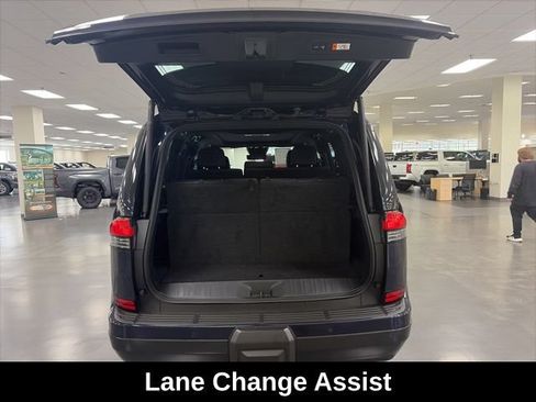 Used 2024 Lexus GX 550 w/ Accessory Package (Z1) AWD/4WD image 12