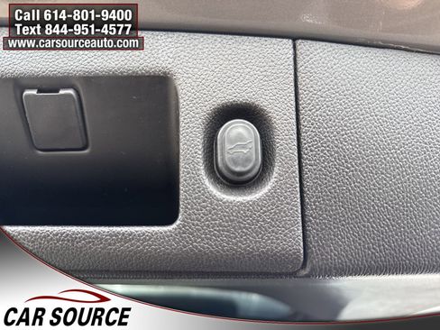 Used 2017 Chevrolet Tahoe LT image 35