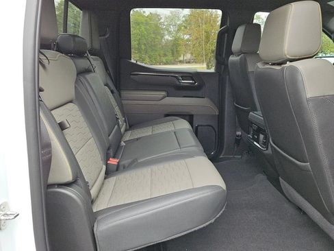 Used 2023 Chevrolet Silverado 1500 ZR2 AWD/4WD image 14