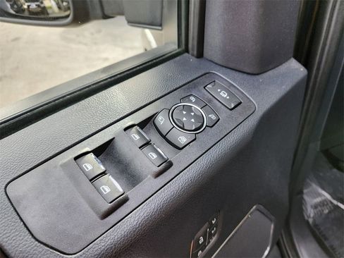 Used 2022 Ford F250 Lariat w/ Tremor Off-Road Package image 15