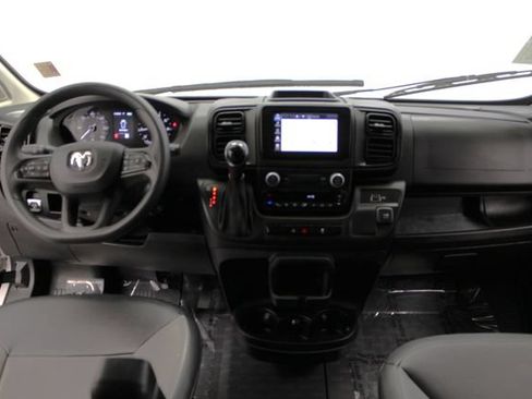 Used 2025 RAM ProMaster 2500 w/ Convenience Group FWD image 21