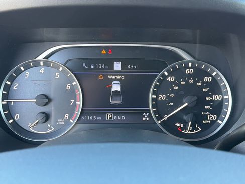 Used 2023 Nissan Titan Platinum Reserve w/ Moonroof Package image 21