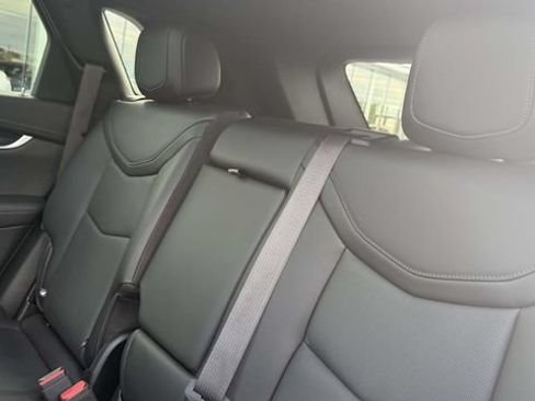 Certified 2024 Cadillac XT5 Premium Luxury FWD image 31