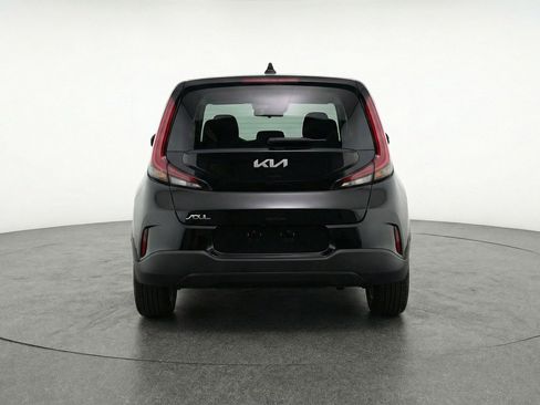 Used 2025 Kia Soul LX w/ LX Technology Package image 7