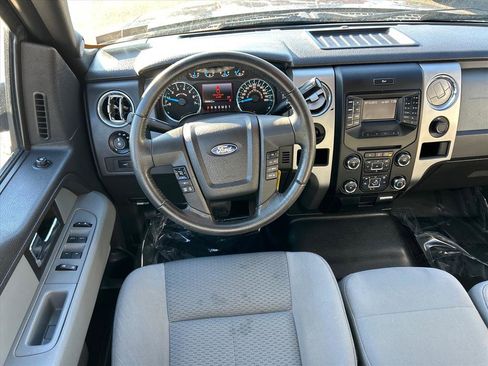 Used 2014 Ford F150 XLT w/ XLT Chrome Package image 3
