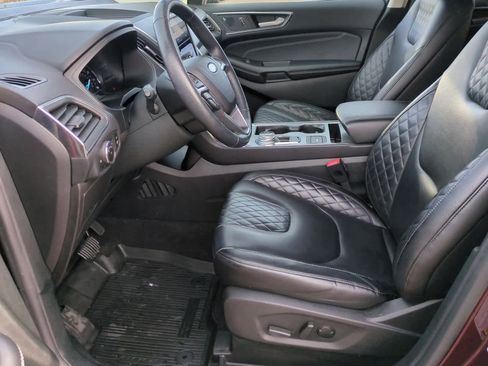 Used 2023 Ford Edge Titanium image 16