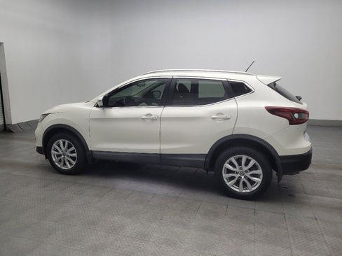 Used 2020 Nissan Rogue Sport SV w/ All-Weather Package FWD image 3
