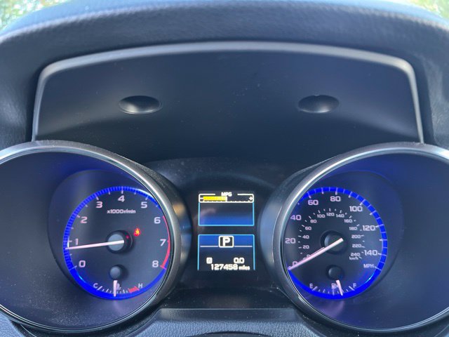 Used 2015 Subaru Legacy 2.5i Premium AWD/4WD image 16