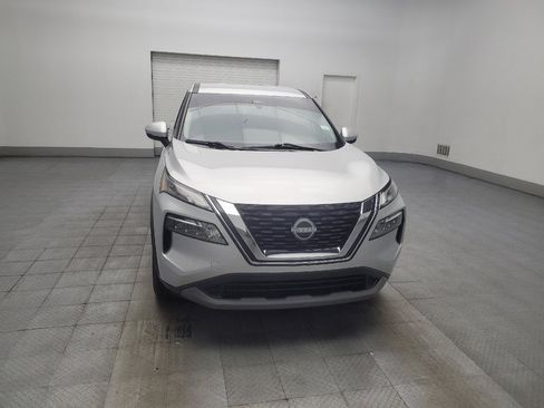 Used 2022 Nissan Rogue SV FWD image 14