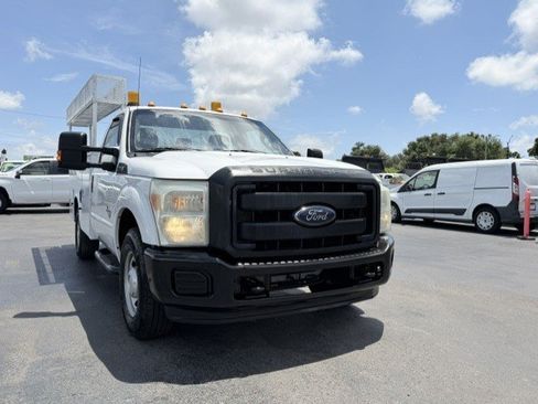 Used 2015 Ford F350 XL w/ Power Equipment Group RWD image 4