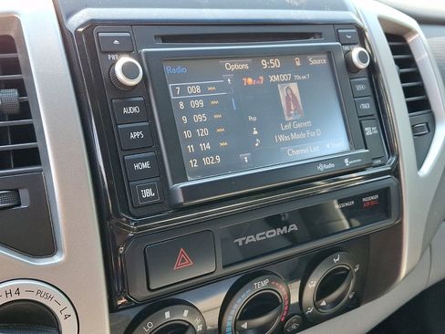 Used 2015 Toyota Tacoma 4x4 Double Cab w/ Limited Package image 15