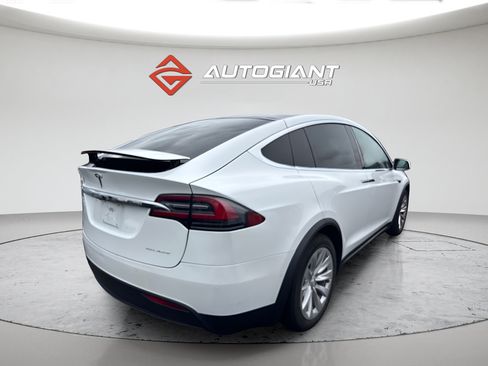 Used 2020 Tesla Model X Long Range AWD/4WD image 4