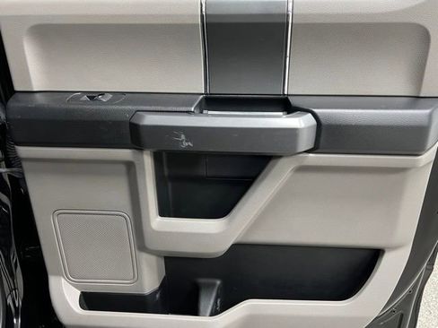 Used 2016 Ford F150 XLT w/ Equipment Group 302A Luxury image 49