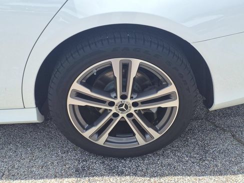 Used 2021 Mercedes-Benz E 350 4MATIC Sedan w/ Premium Package image 25