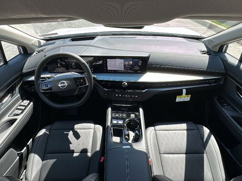 New 2026 Nissan Murano Platinum w/ Cargo Package AWD/4WD image 11