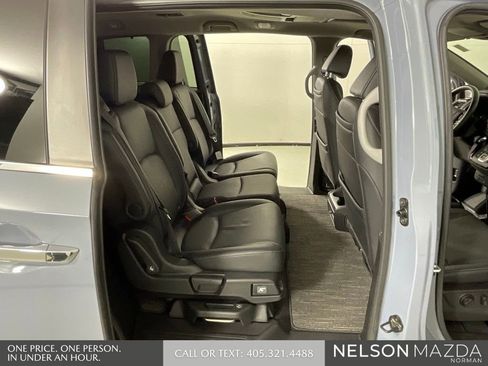 Used 2024 Honda Odyssey Touring image 16