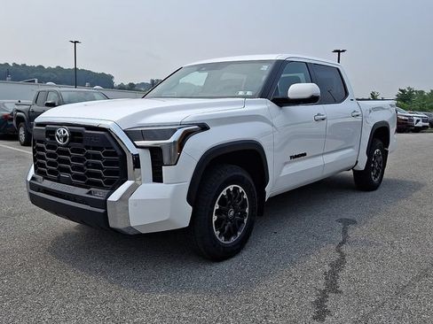 New 2026 Toyota Tundra SR5 AWD/4WD image 2